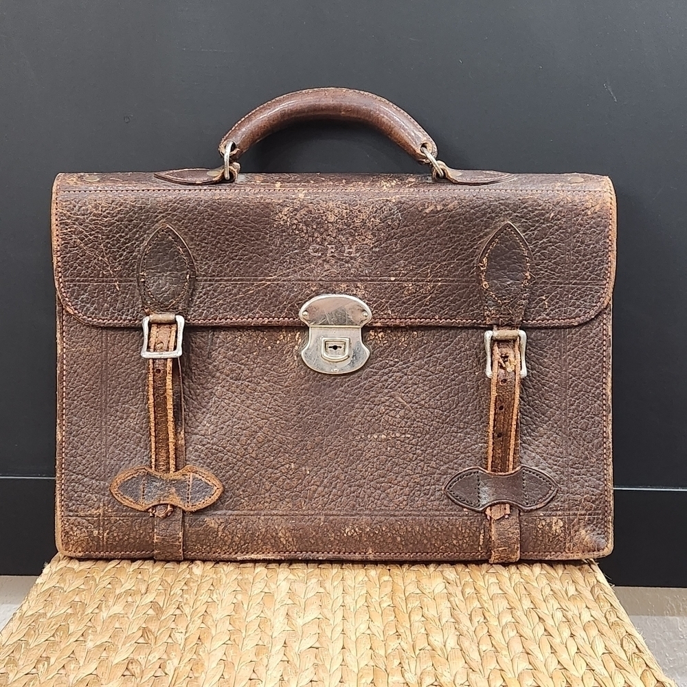 VINTAGE 1930s Distressed Briefcase